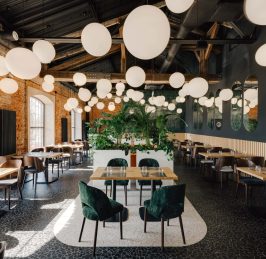 restauracja ukryte rzeki Łódź wnętrze